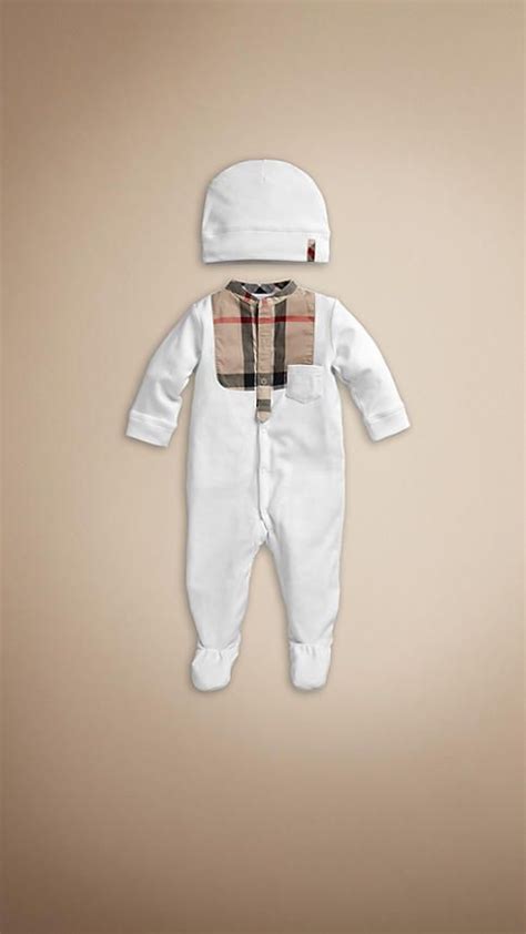 burberry baby shop on line|burberry newborn boy clothes.